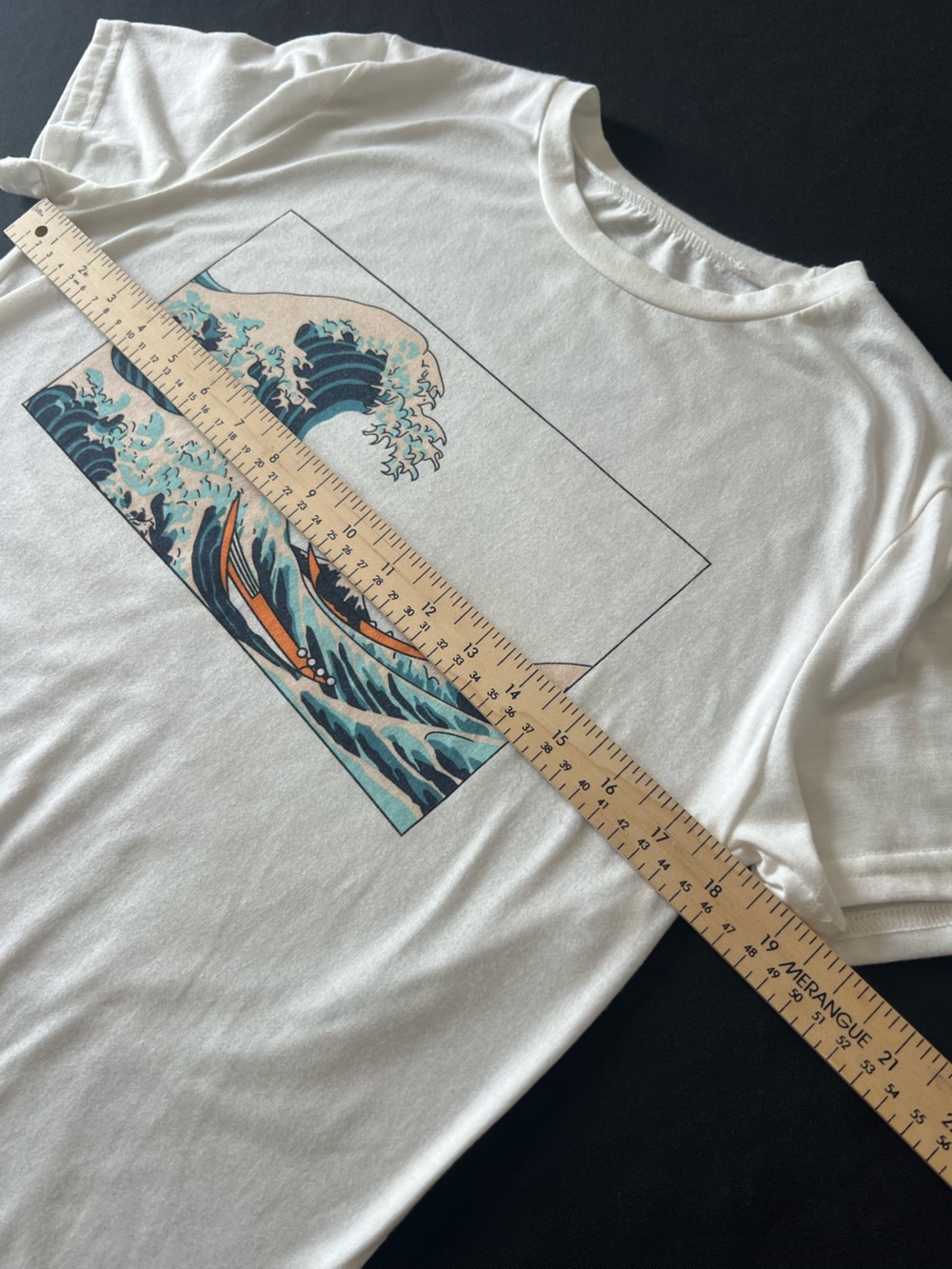 White Graphic Tee with Wave Illustration Size S from SHEIN - Picture 4 of 9